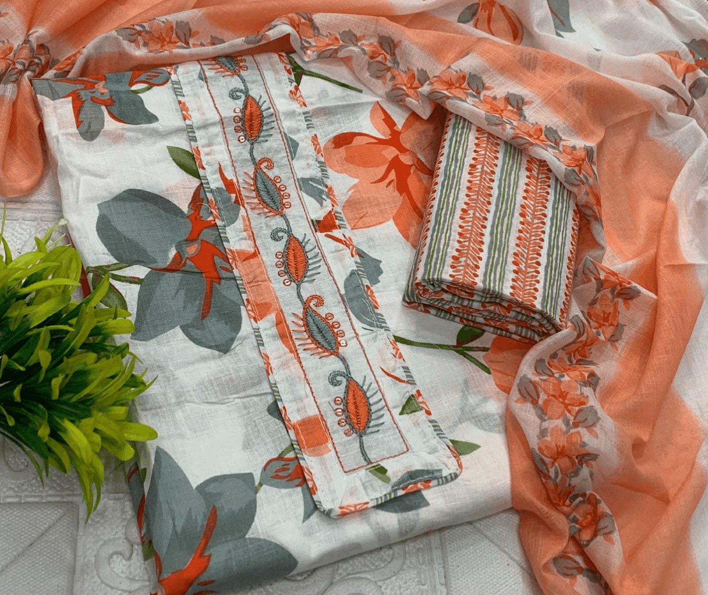 Pure Cotton Kurti Set – Embroidered Neck Three-Piece Collection