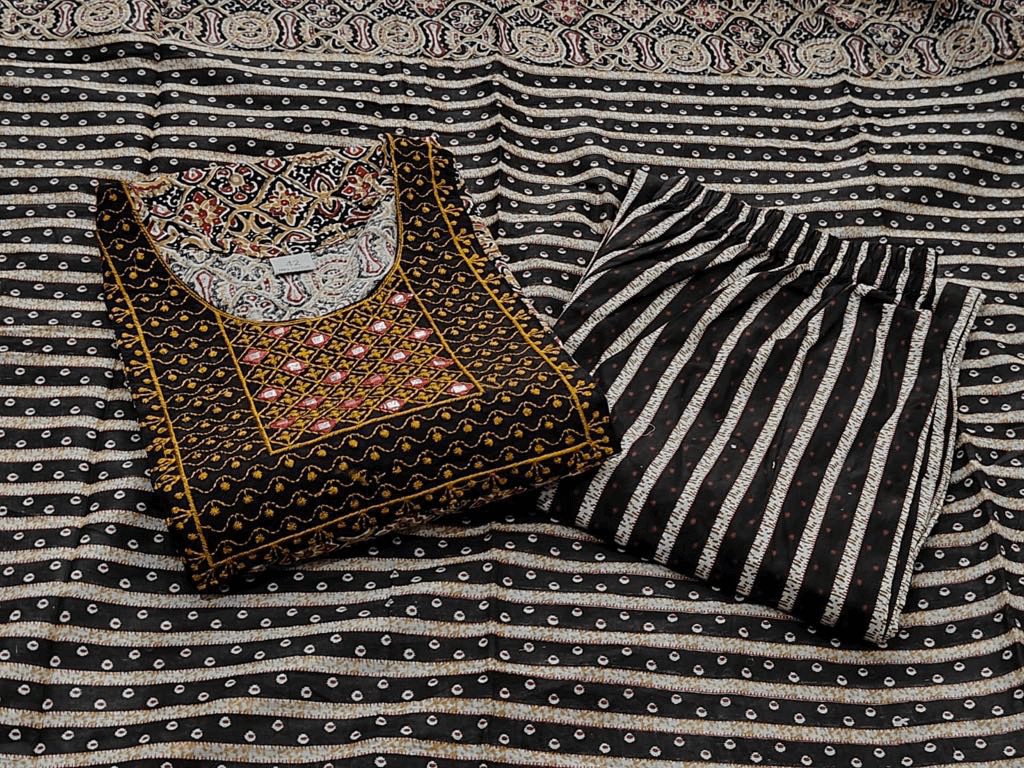 Premium Cotton Three Piece Set – Complete Kurti Collection