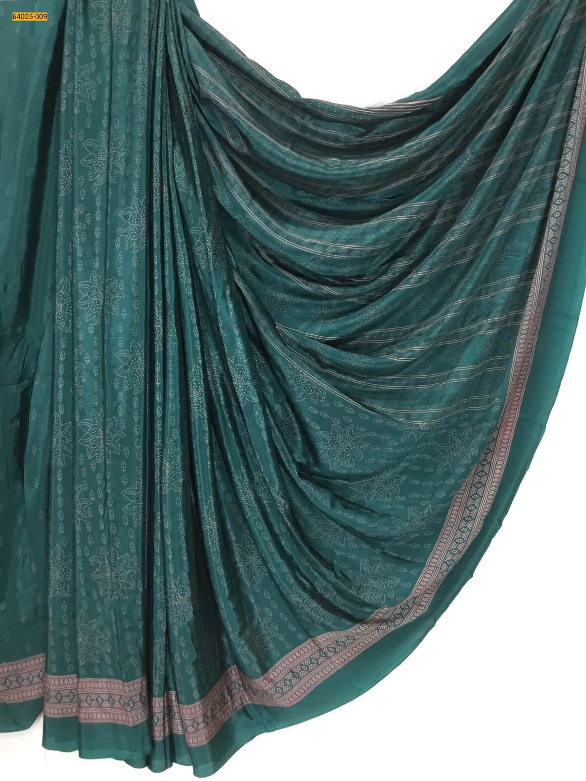Crepe Silk Printed Saree with Matching Blouse – Lightweight & Elegant