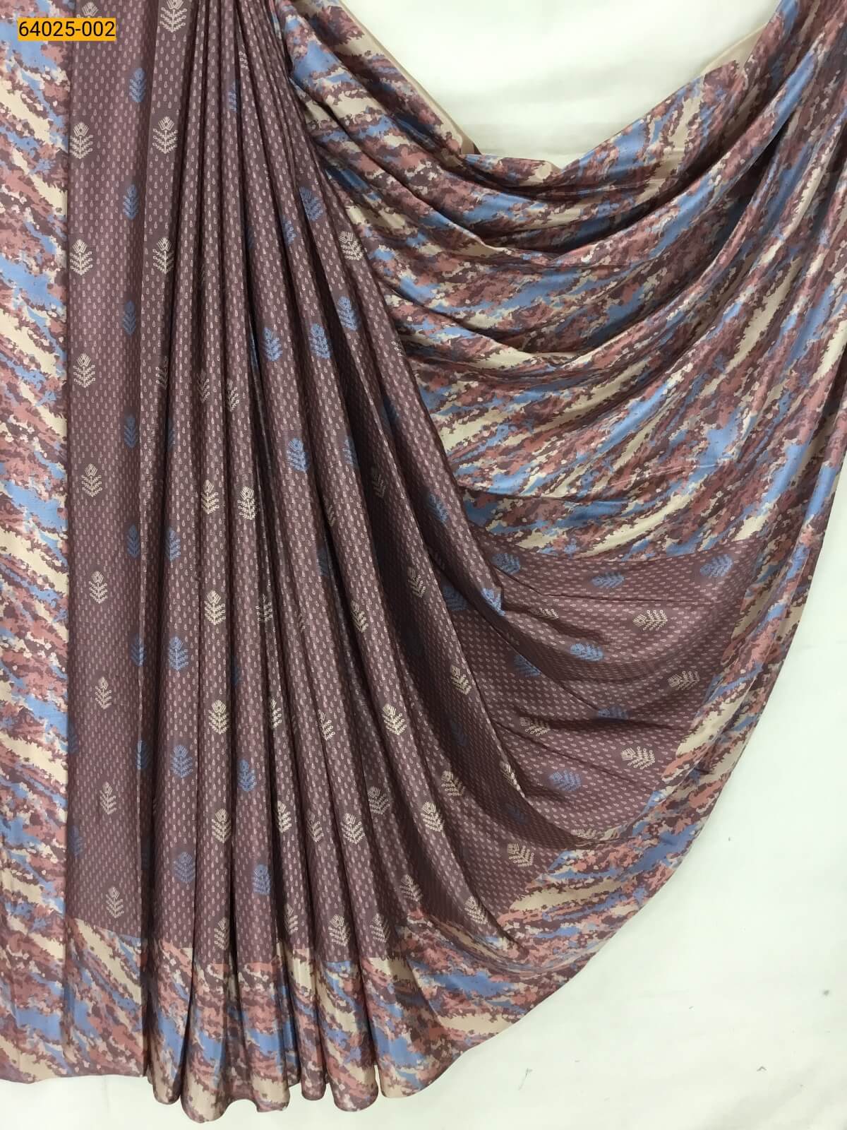 Crepe Silk Printed Saree with Matching Blouse – Lightweight & Elegant