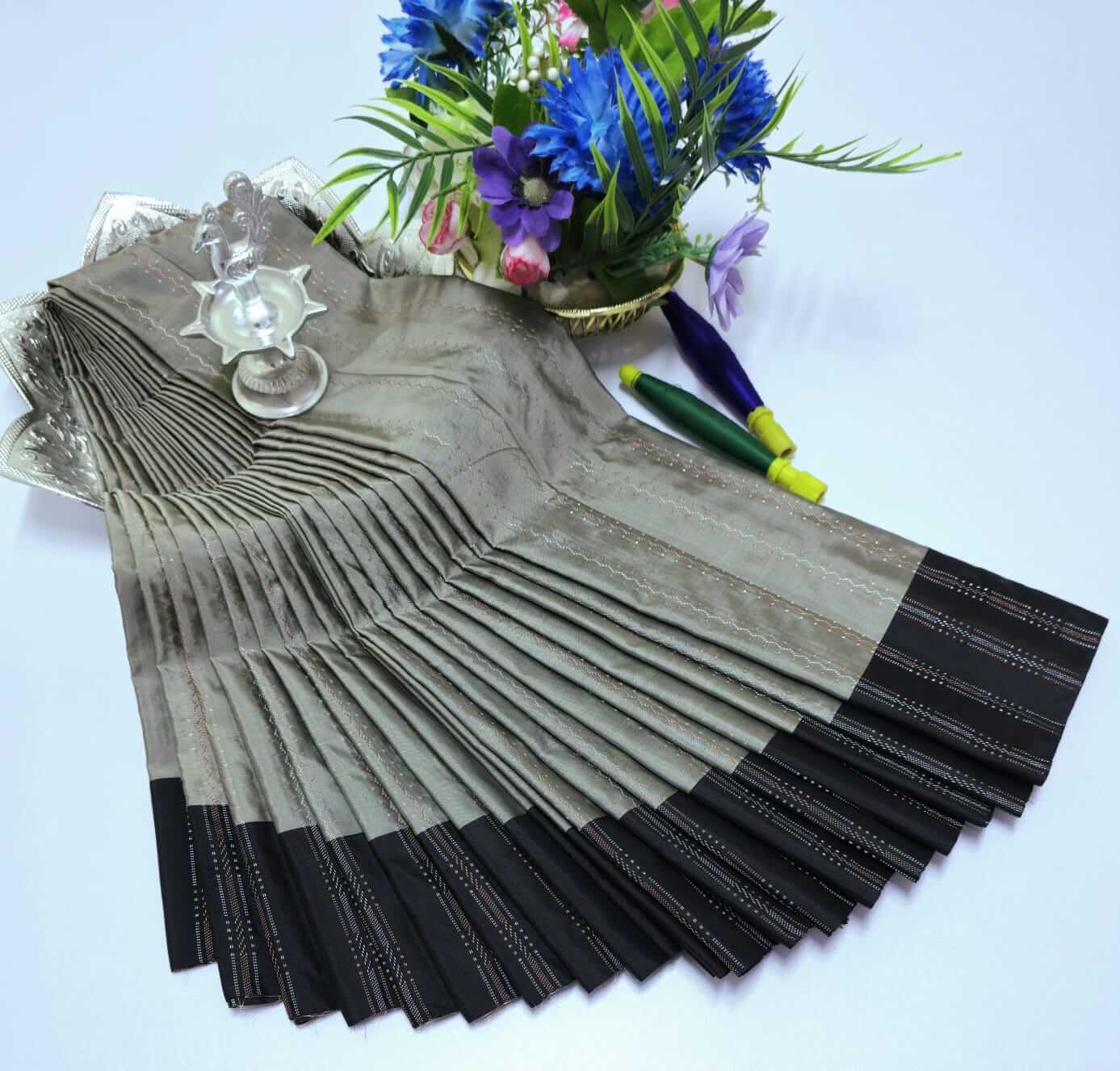 Grand Soft Silk Saree with Zari Pallu – Wedding & Party Wear