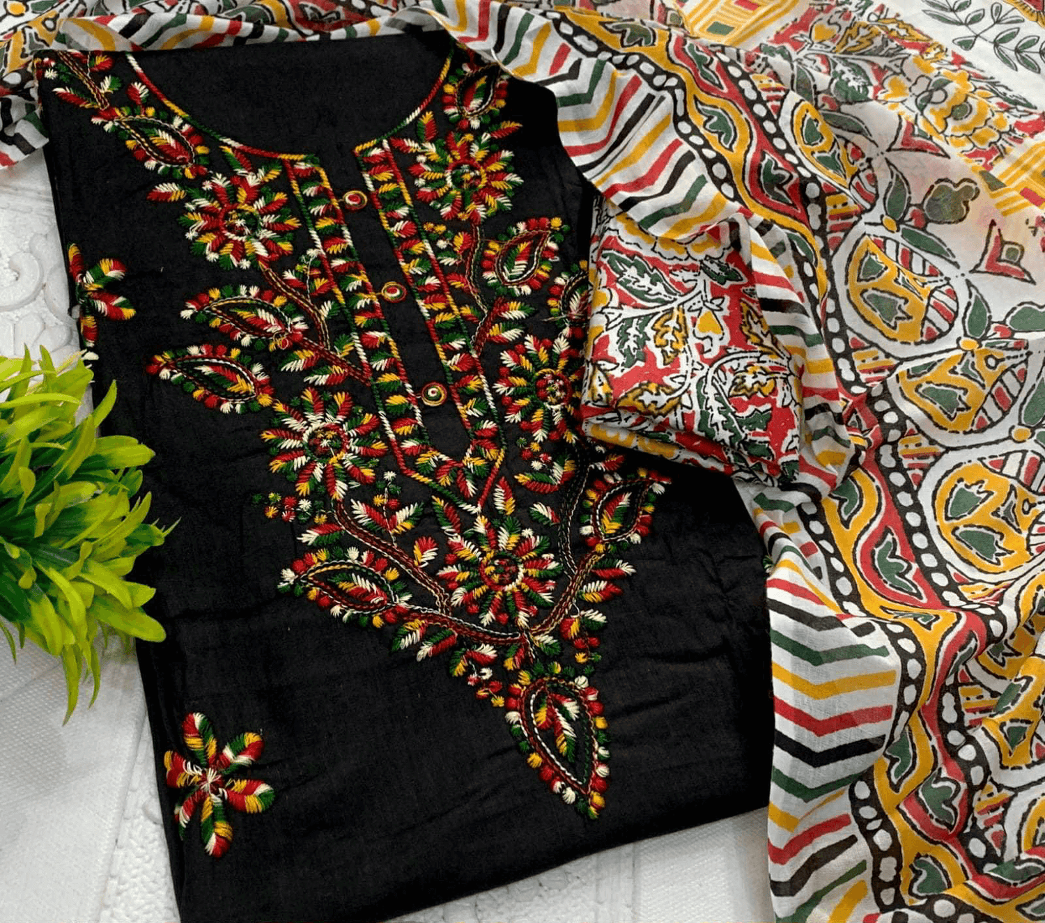 Pure Cotton Kurti Set – Embroidered Neck Three-Piece Collection
