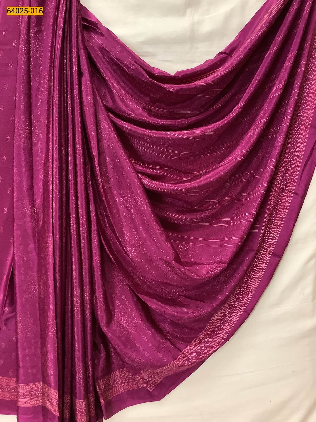 Crepe Silk Printed Saree with Matching Blouse – Lightweight & Elegant