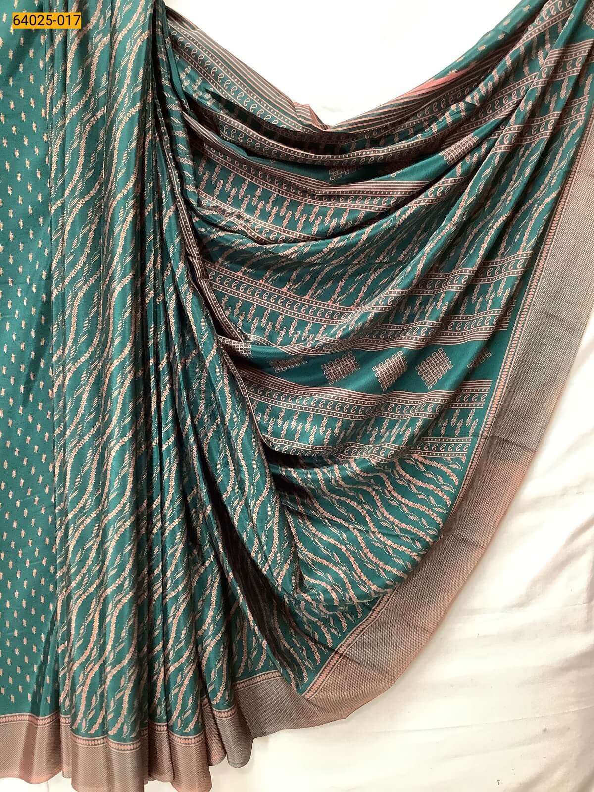 Crepe Silk Printed Saree with Matching Blouse – Lightweight & Elegant