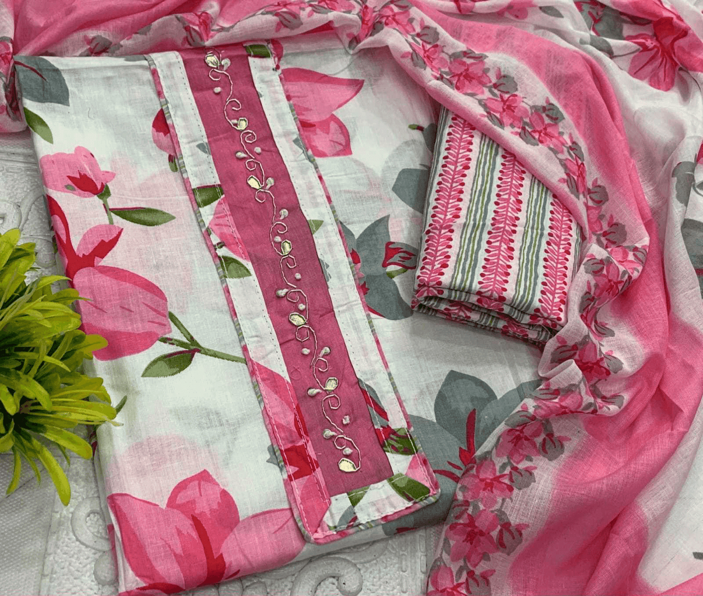 Pure Cotton Kurti Set – Embroidered Neck Three-Piece Collection